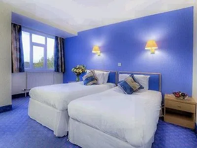 Cobden Hotel 3*